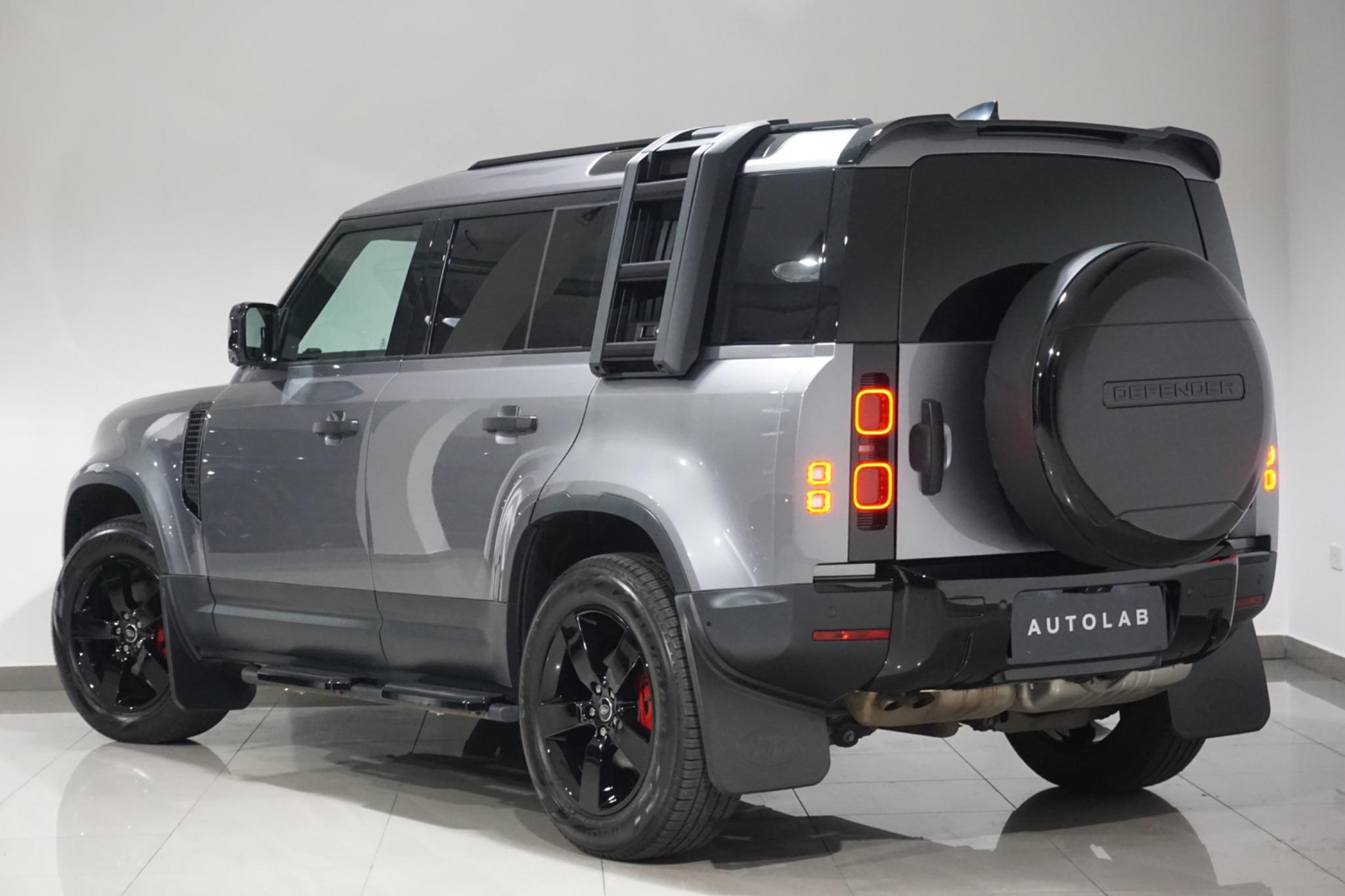 Land Rover Defender 110 3.0 D250 MHEV Hard Top SUV Auto 4WD MWB Euro 6 (s/s) 5dr